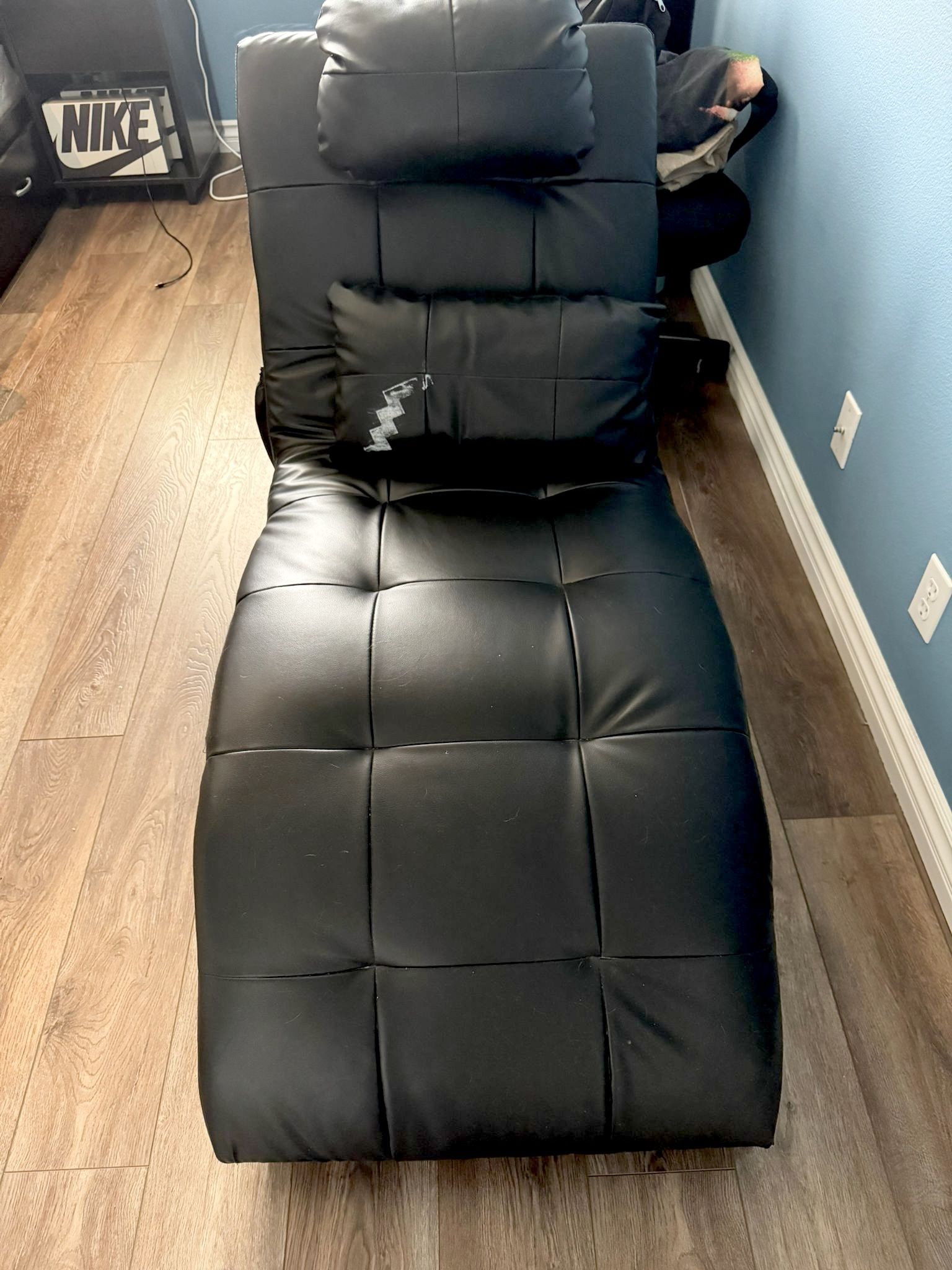 Chaise Lounge Chair