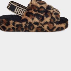 UGG SIZE 8 New Original 