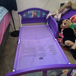 Frozen Toddler Bed