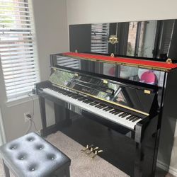 Kawai K-18E upright piano