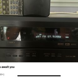 Bose Cube Speakers And Demon Receiver 