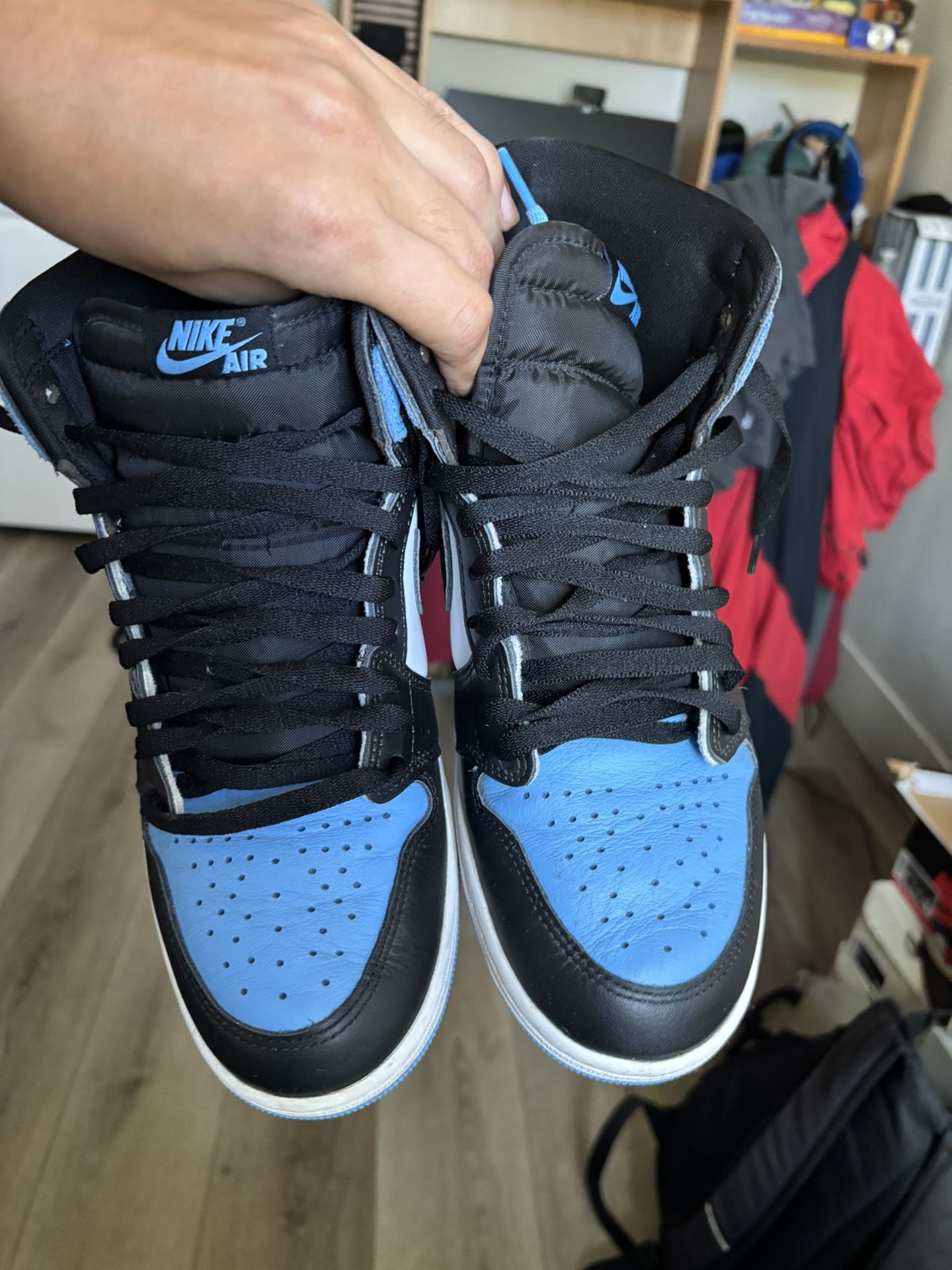 Jordan 1 High OG UNC toe