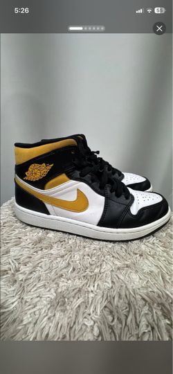 Air Jordan 1 High Top Sneakers