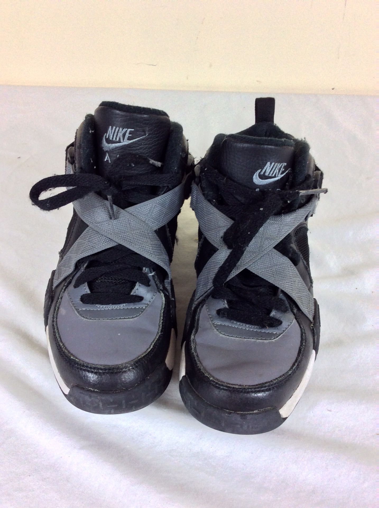 Nike Air Raid Basketball Shoes 644412-001 Boys Grade School Size 4.5Y