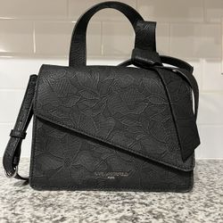 Karl Lagerfeld Paris