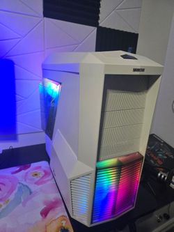 White computer Gaming