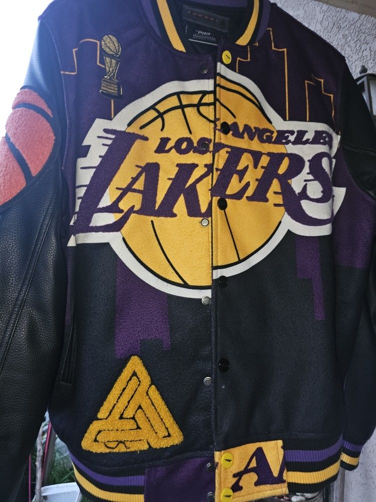 PRO STANDARD BLACK PYRAMID Lakers Varsity Jacket No.ks1086