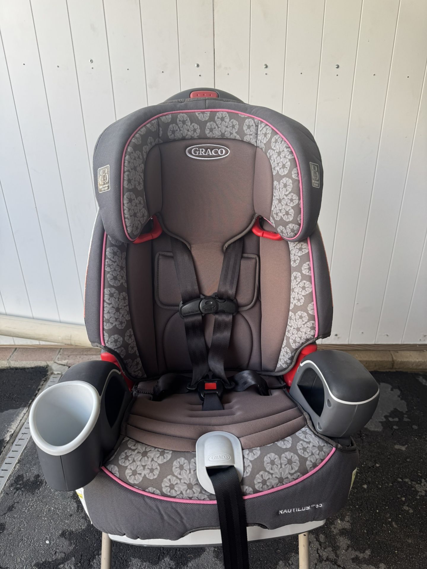 Graco Nautilus 65 Harness booster carseat NO accidents & smoke free