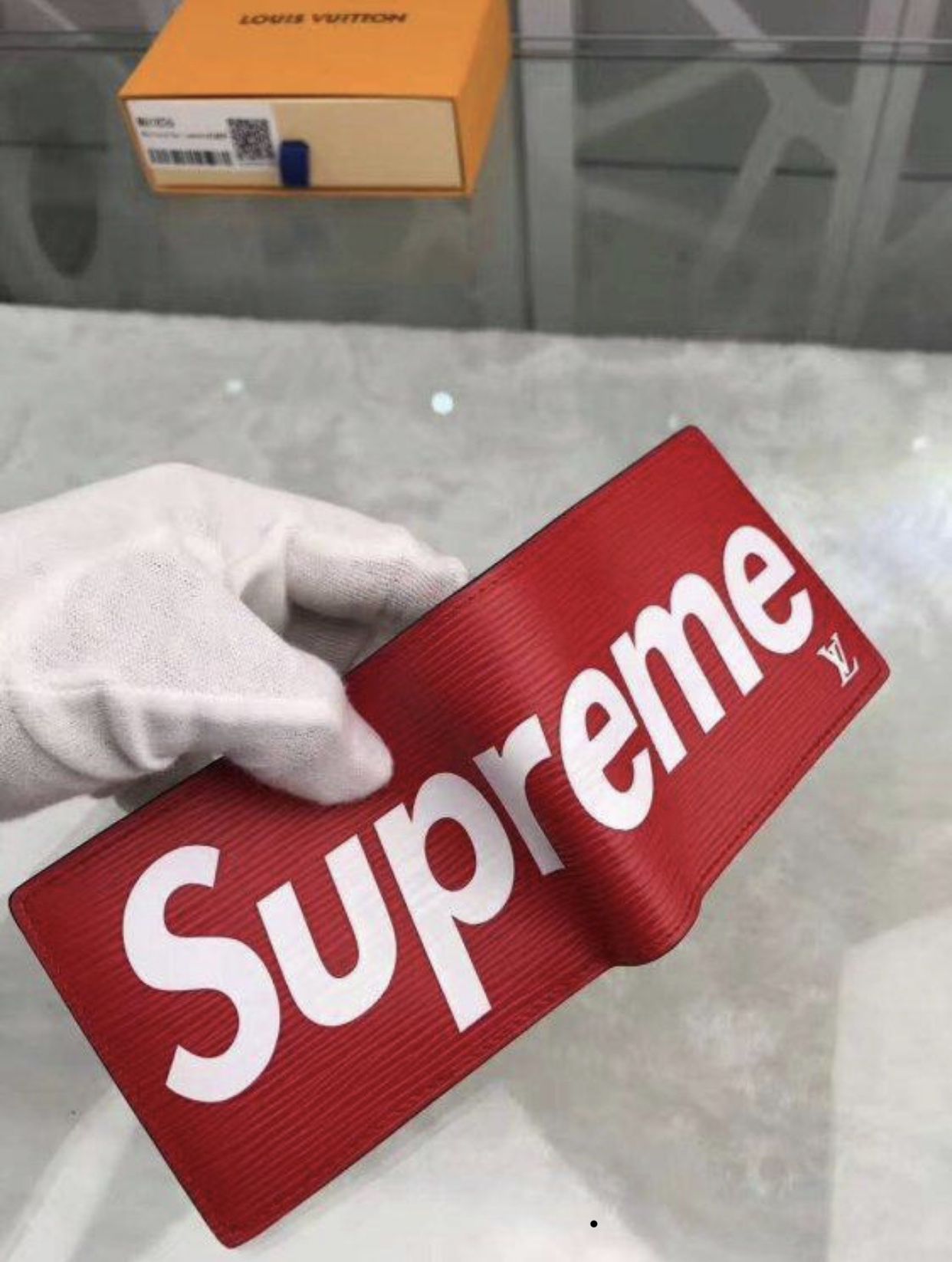 SUPREME wallet