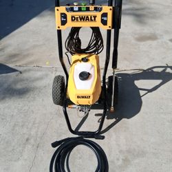 Dewalt 2400 Psi Electric Pressure Washer 