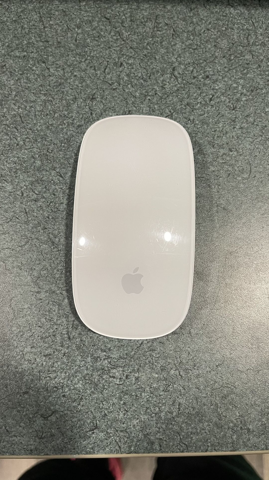 Apple Magic Mouse (2nd Gen)