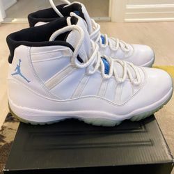 JORDAN 11 RETRO LEGEND BLUE SIZE 10.5