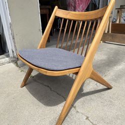 Room & Board Modern Oskar Lounge Chair w/ Cushion - Solid Wood