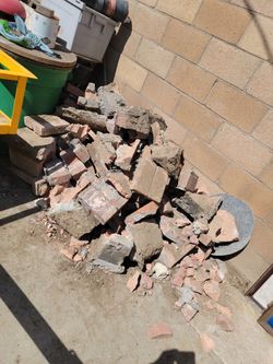 Free broken bricks