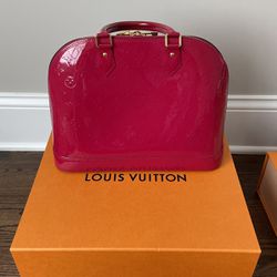 Louis Vuitton Alma PM  Patent Leather 
