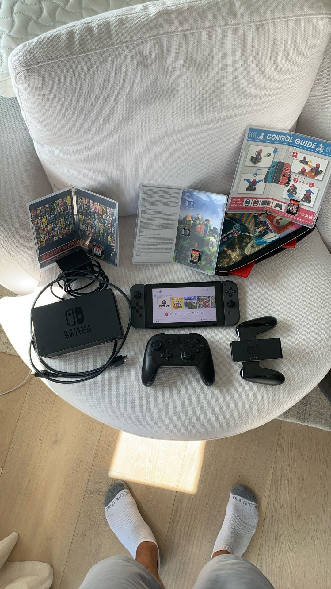Incredible Complete Nintendo Switch Bundle With 5 Games + Pro Controller + Case Great Christmas Gift