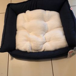 Pet Bed Medium  New Never Used