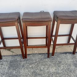 3 Bar Stools 