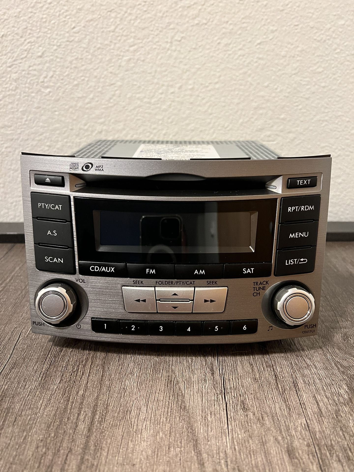 Subaru Legacy 2012,2013,2014 Radio CD Clarion PF-3380I-A