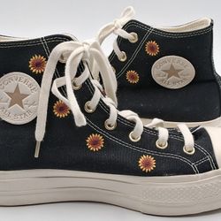 Chuck Taylor All Star Lift Platform High. Bk/White. Festive Floral. Size 11.
