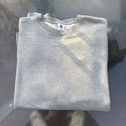 Nike grey crewneck heavy weight size x large