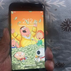 iPhone 7-32Gb unlocked Crack For Sale $50 Santa Ana City 