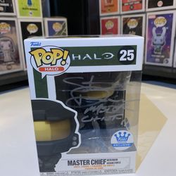 Master Chief With MA5B Assault Rifle (Halo)