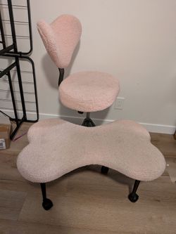 Used Pink Cross Legged Office Chair