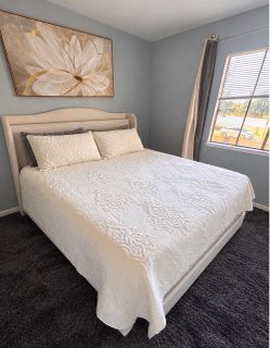 King SIZE  bed frame & MATTREss!!