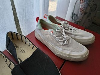 Women's Tennis Shoes