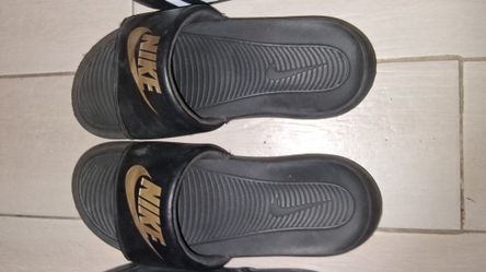 Size 9 Mens/Older Boy Shoes...Make Offer