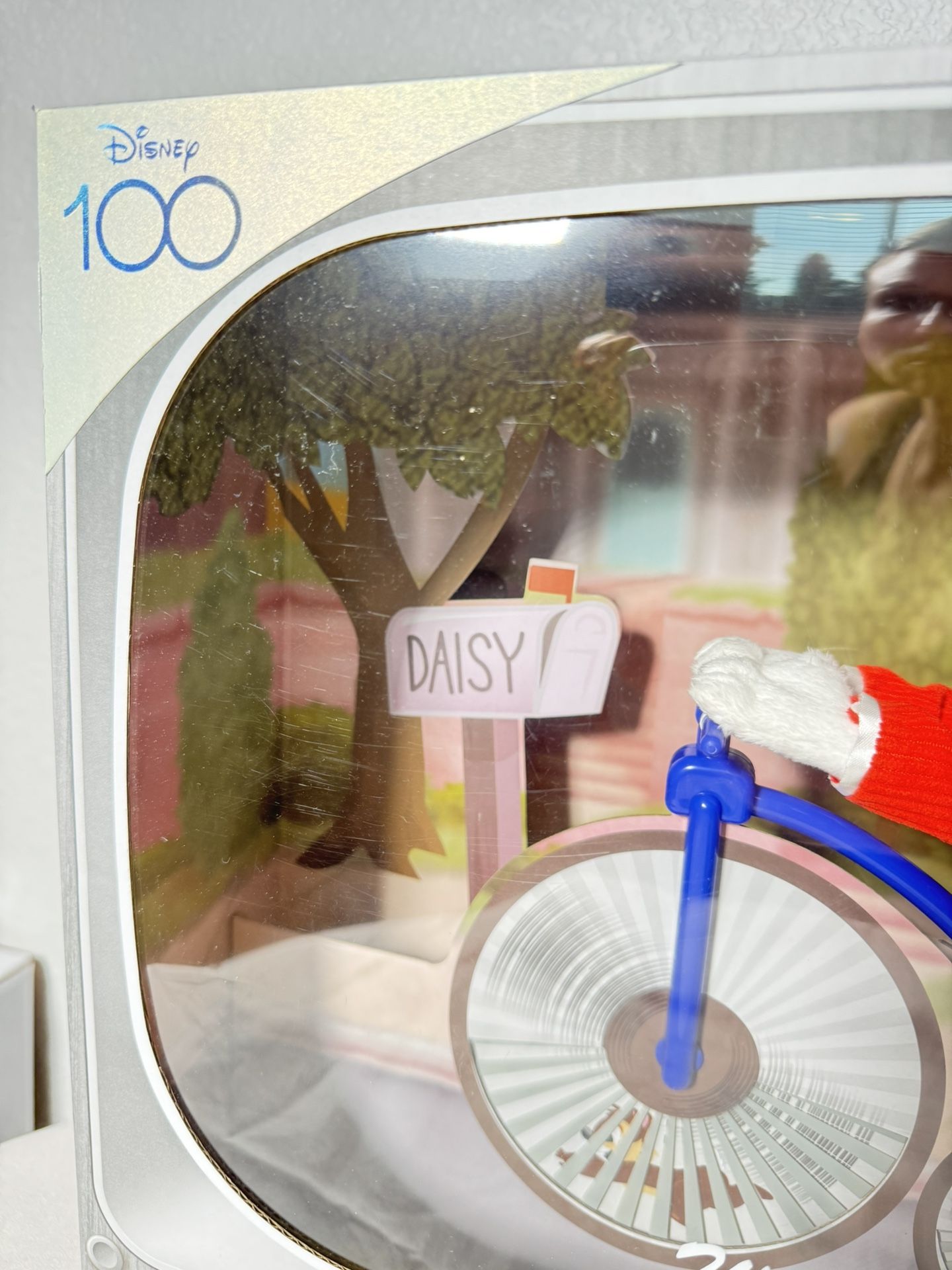 Disney 100 Crazy Over Daisy Donald Duck Figurine Limited Edition New in Box