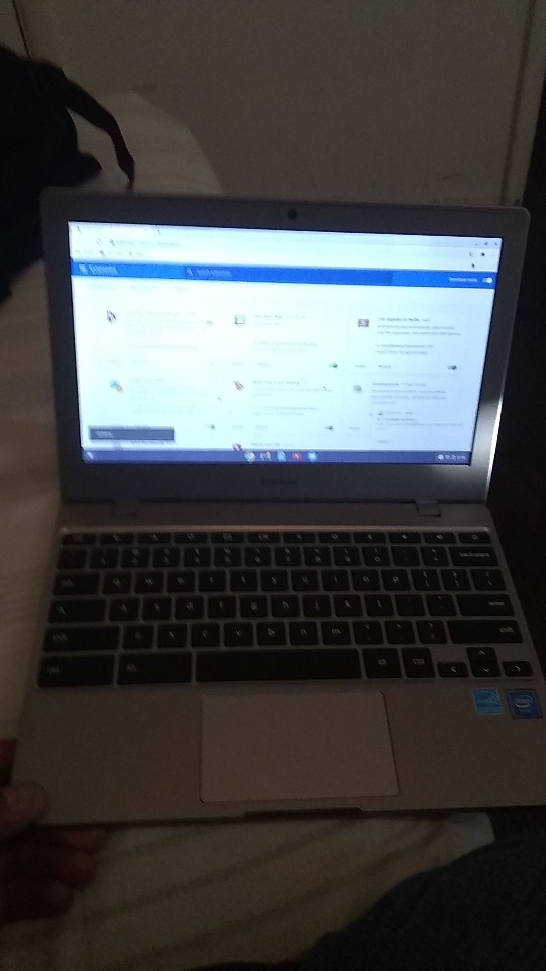 06/2020 Samsung chromebook laptop.