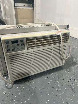 General Electric 6000btu Window A C