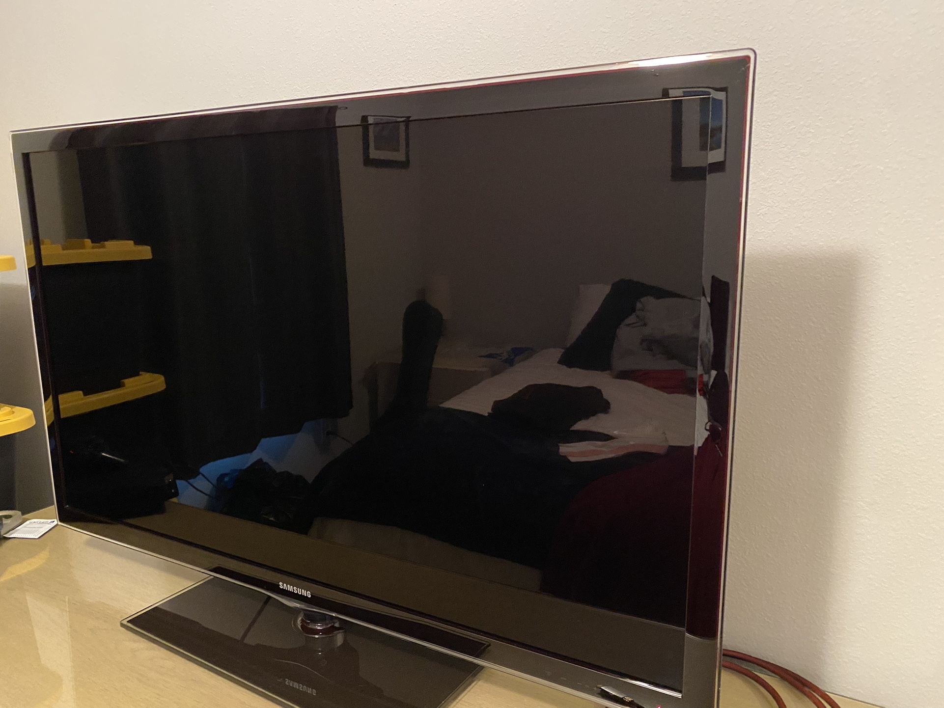 46” Samsung LED TV 6000series