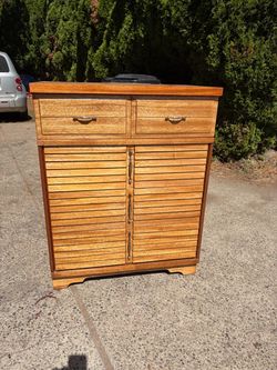 Vintage MCM Harmon Mfg. Co. Dresser / Cabinet – Restored