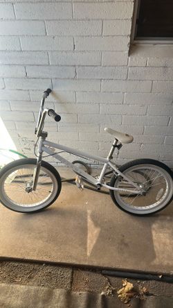 Bicicleta Elite bmx rodada 20