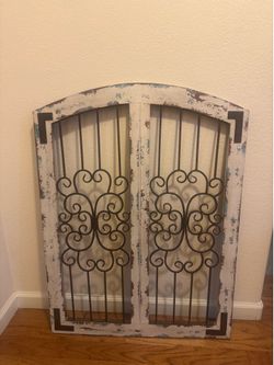 Wall decor
