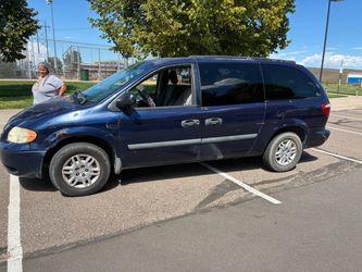 2005 Dodge Caravan