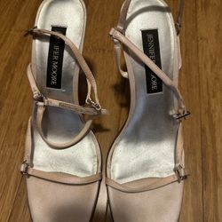 Strappy 4” Heels Size 8M (Jennifer Moore)