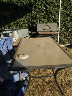 Lawn table with 4 chairs