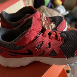 Nike Shoes 10-c New