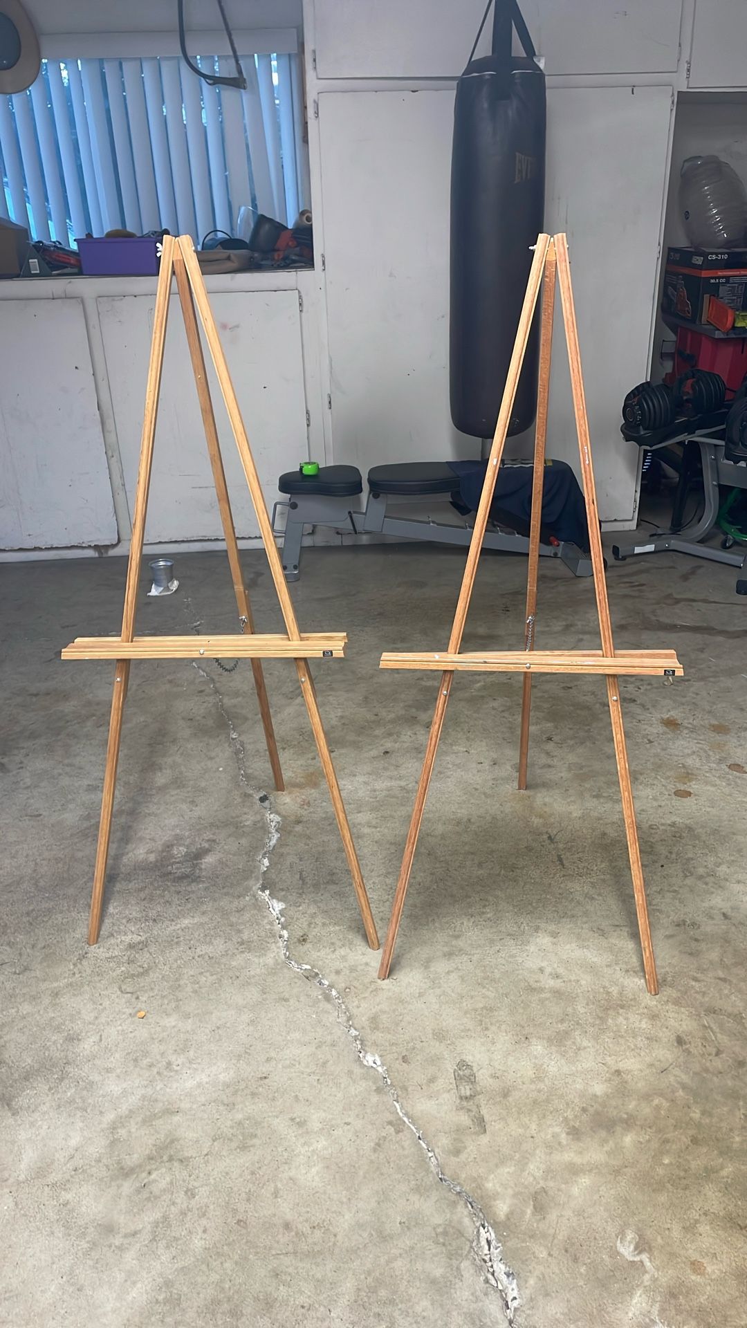 Wodden Easels