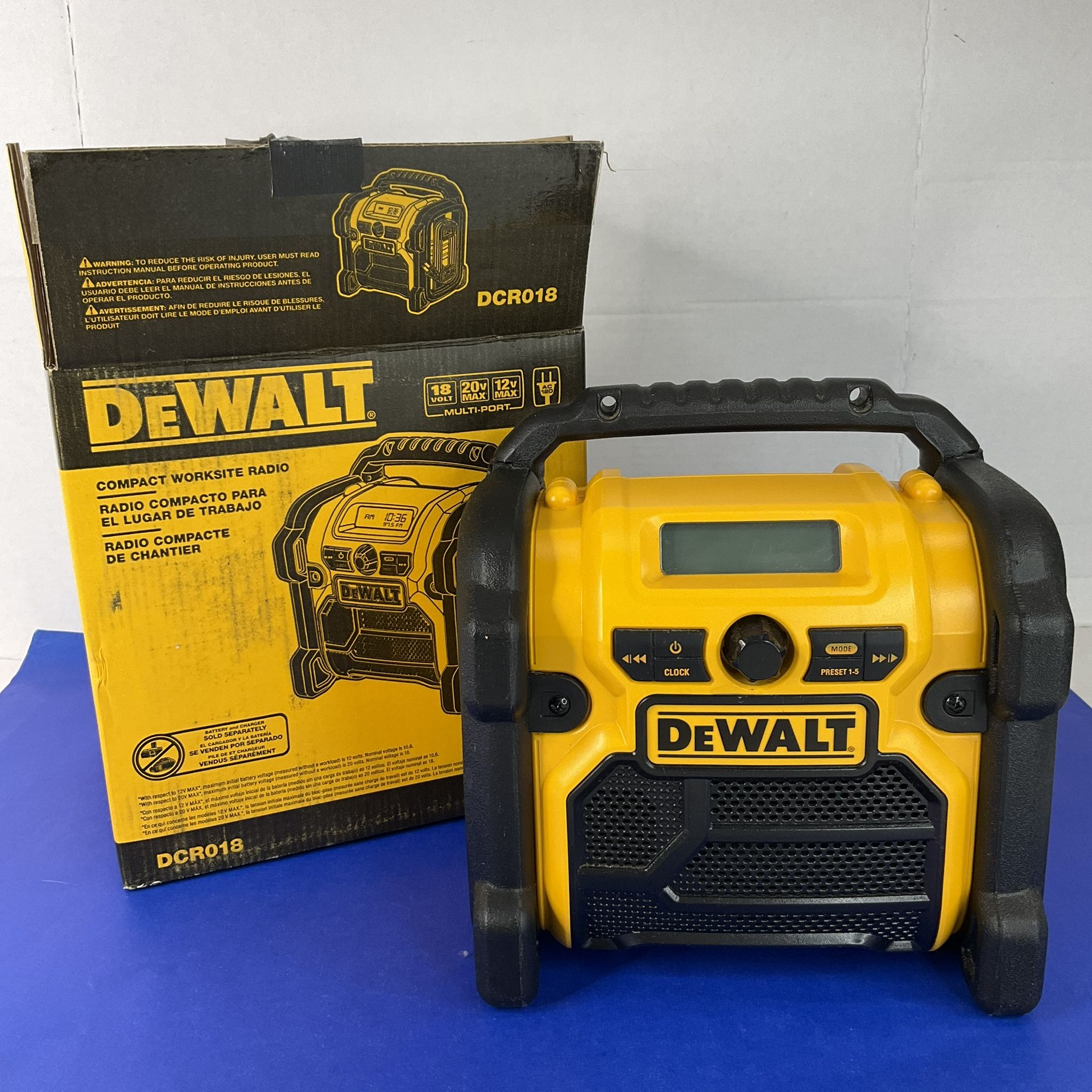 DeWalt Compact Portable Jobsite Radio (DCR018)