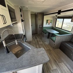 2022 Forest River 32rbfq puma