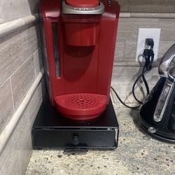 Keuring Coffee Machine With Stand