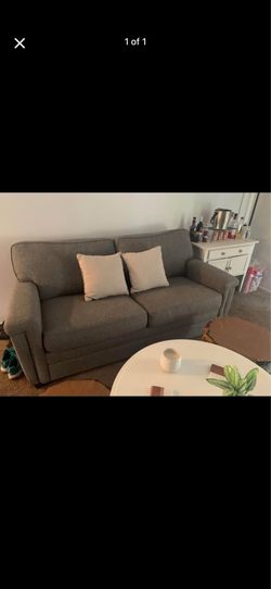 Pullout couch
