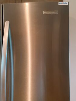 Kitchen aid fridge 2.9 cub.