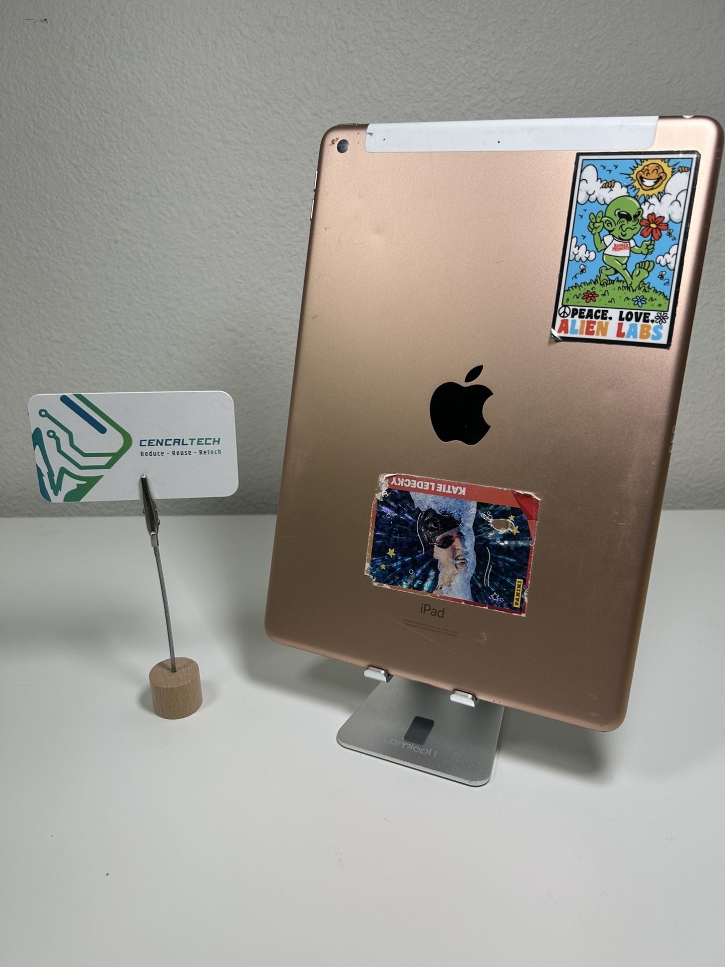 iPad 7th Gen 32gb Unlocked 96%🔋Health 6/10 Good Condition #0435