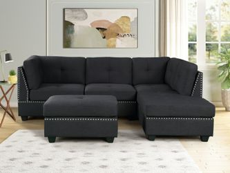 Nee Black Sectional with Ottoman